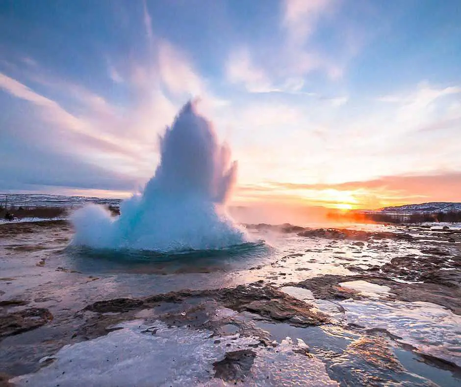 geysir-strokkur-eruzione-islanda-golden-circle